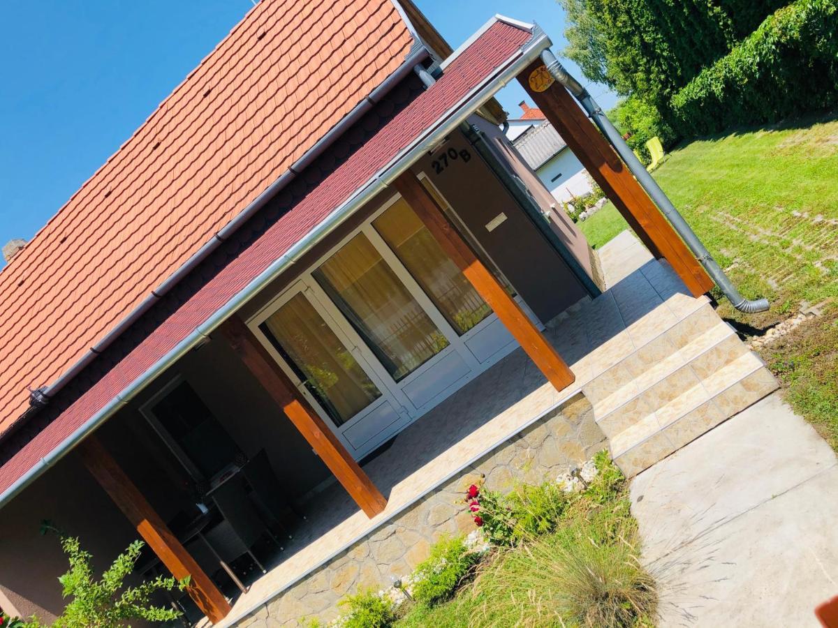 Vadszolo Apartman Balatonmáriafürdő Esterno foto